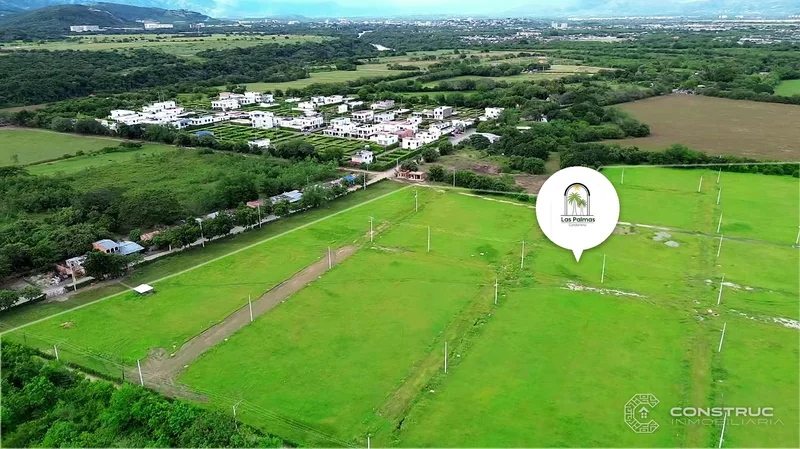 Entorno y vías de acceso (vista con dron)